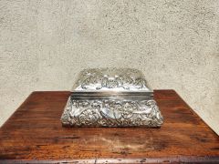 Silver jewellery casket Thumbnail 2