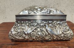 Silver jewellery casket Thumbnail 6