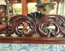 Large victorian mahogany fire screen Thumbnail 3