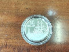 Australian silver coin Thumbnail 3