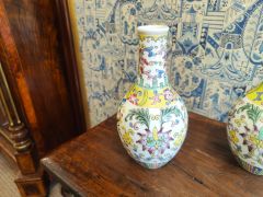 Pair of chinese vases Thumbnail 2