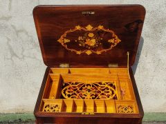 Victorian rosewood sewing table Thumbnail 4