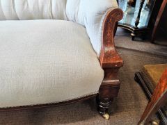 Victorian walnut couch with inlay Thumbnail 3