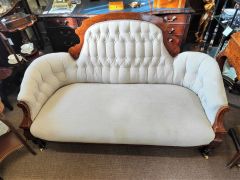 Victorian walnut couch with inlay Thumbnail 3
