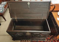 Georgian oak chest Thumbnail 3