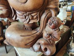 Large carved wooden chinese figure / buddha Thumbnail 2