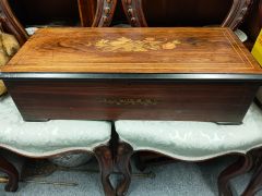 19th century swiss music box Thumbnail 2