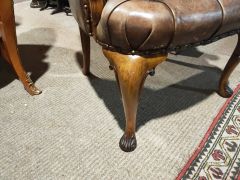 Walnut & leather armchair Thumbnail 3