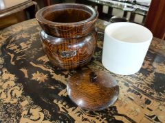 Wooden tea caddy with porcelain liner Thumbnail 3