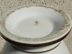 19th century french porcelain pot Thumbnail 3