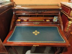 Edwardian mahogany desk Thumbnail 2