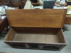Oak coffer Thumbnail 2