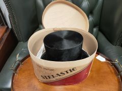 Top hat with original box Thumbnail 2