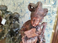 Chinese carved wooden figure Thumbnail 2