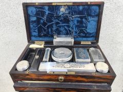 Victorian gentlemans coromandel  travelling box with silver mounts Thumbnail 4