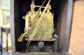 Oak cased mantle / shelf clock Thumbnail 3